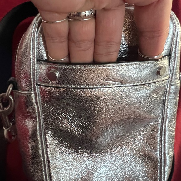 Treasure bond - Picture 3 of 5